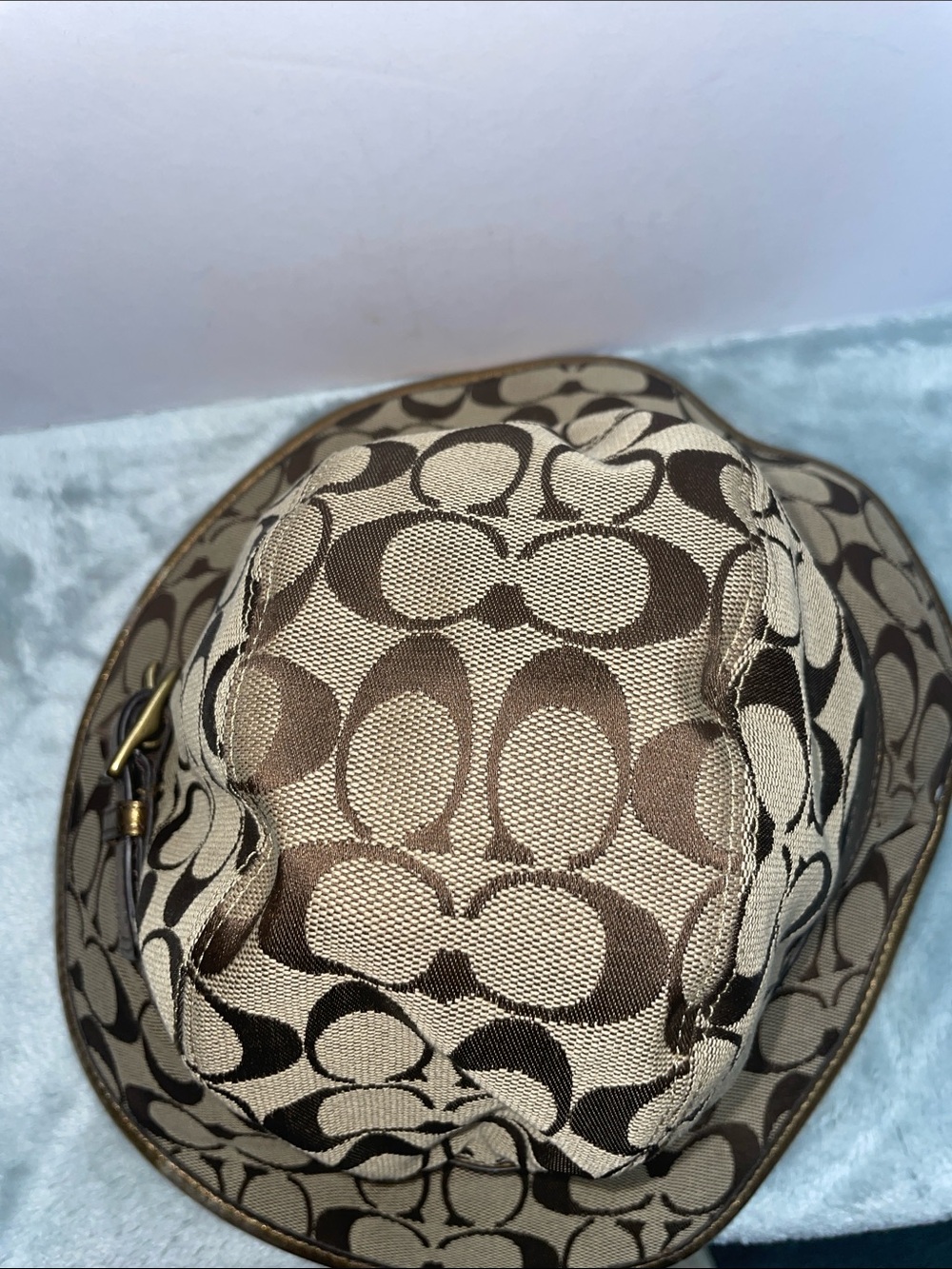 Coach Signature Jacquard Woman’s Bucket Hat - Picture 4 of 12